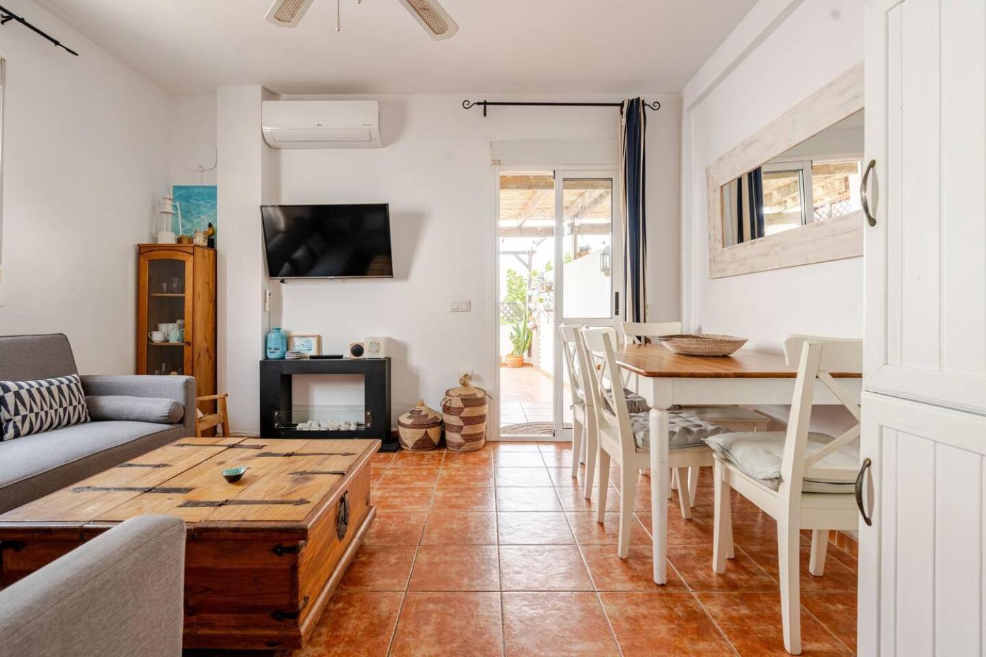 Alzeina, Casa Con Mucho Encanto A 300Mtr De La Playa Agua Amarga (Almeria) Exterior foto